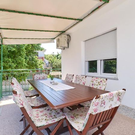 Sea View Apartment Sandra In Mali Lošinj Dış mekan fotoğraf